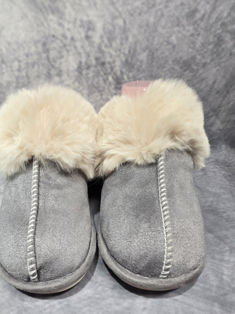 Women’s Faux Fur Cuff Grey Slip-On Slippers